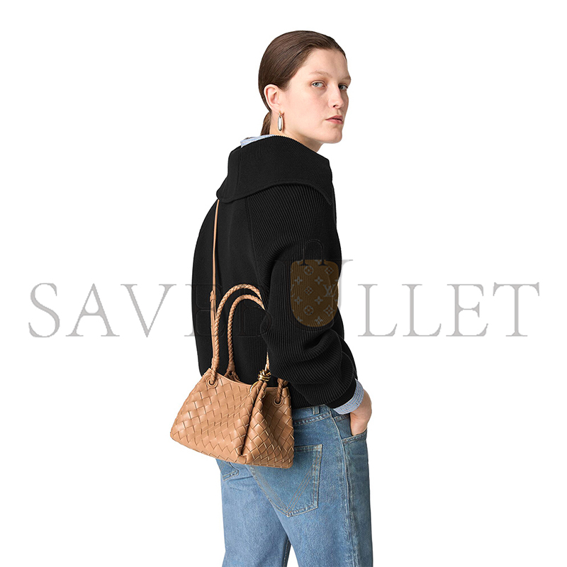 BOTTEGA VENETA SMALL PARACHUTE 796569VCPPT2788 (20*17*16.5cm) BOTTEGA VENETA SMALL PARACHUTE 796569VCPPT2788 (20*17*16.5cm)